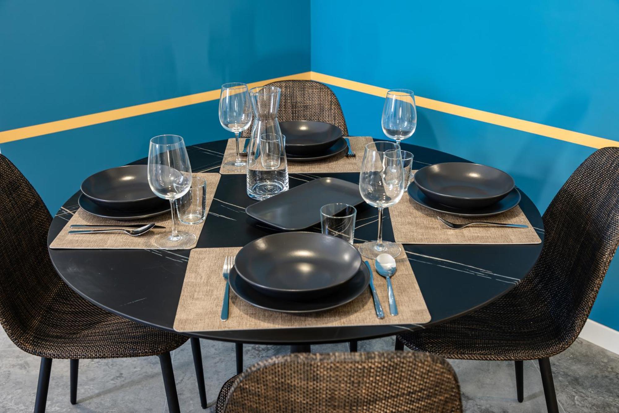 5' From Metro Lima, Design Apartamento